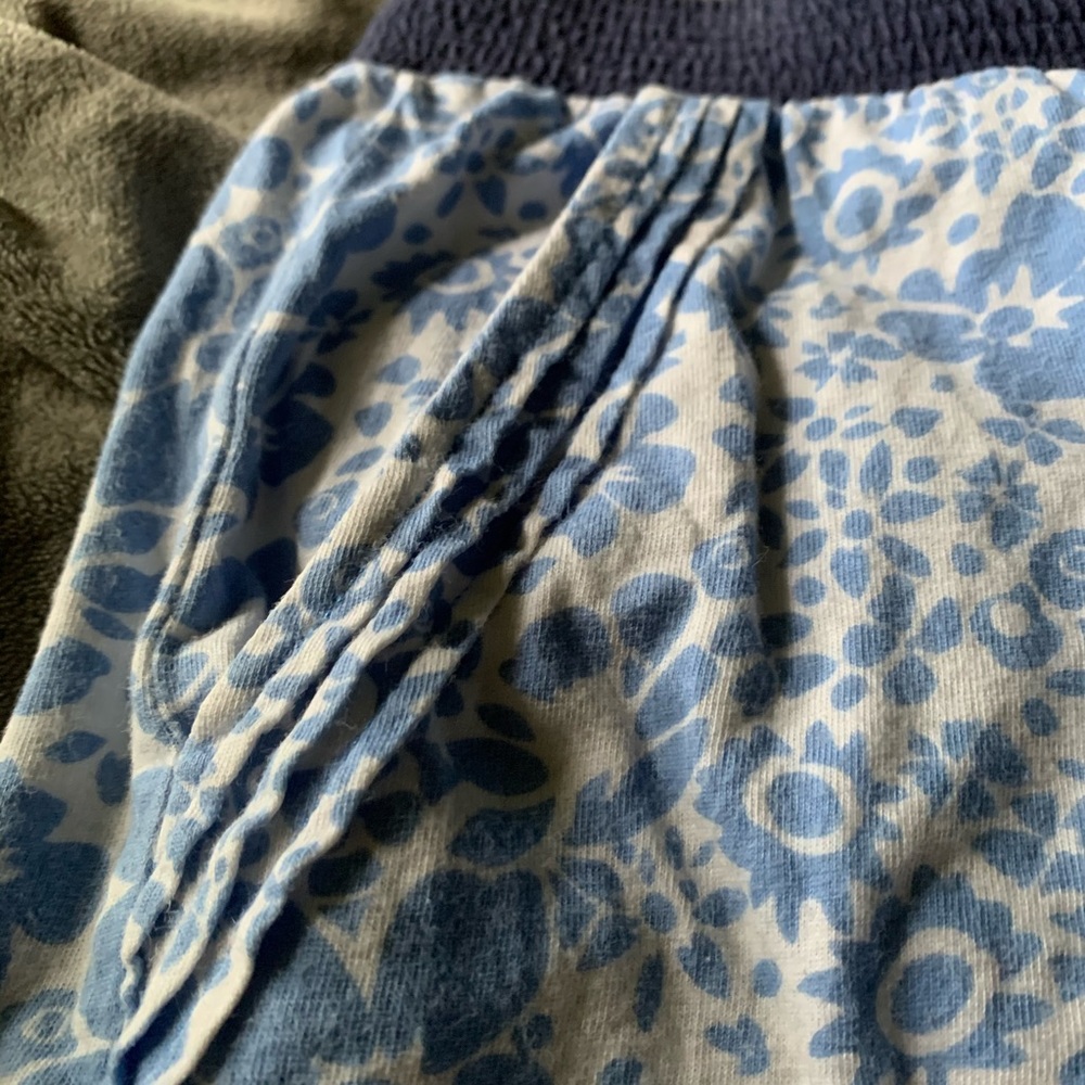 Flower Print Drawstring Pajama Shorts - Picture 3 of 3